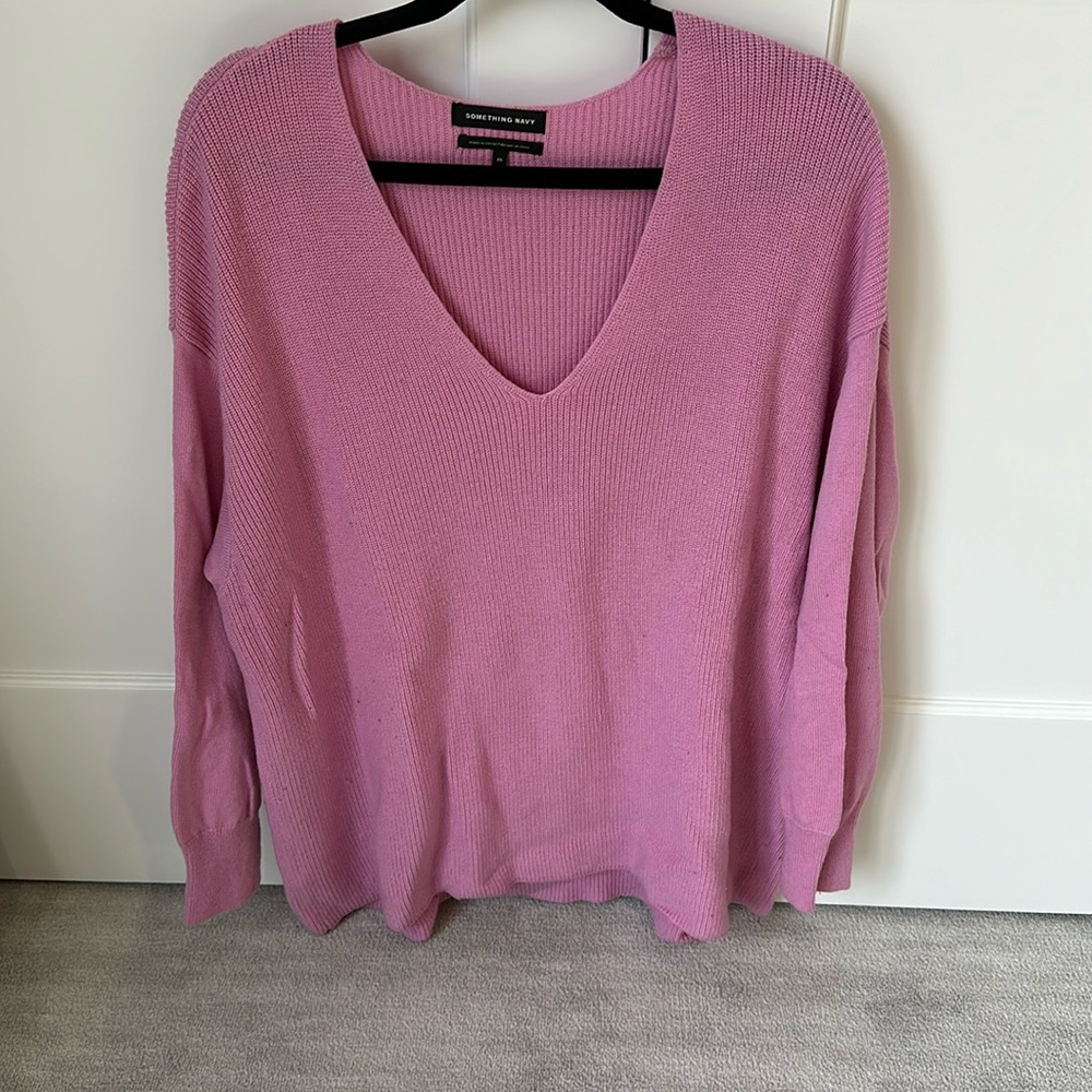 Women’s Pink Long Sleeve Knit Sweater V Neck